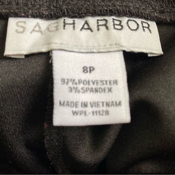 Sag Harbor Black Pleated Pants - Picture 4 of 4